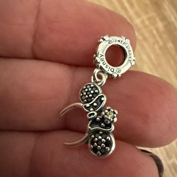 Disney Silver Earrings with Black Details - Picture 3 of 4